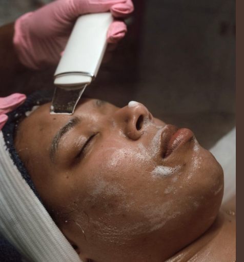 Facial treatment at AIROS
