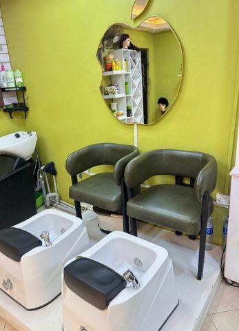 Pedicure and foot washing area